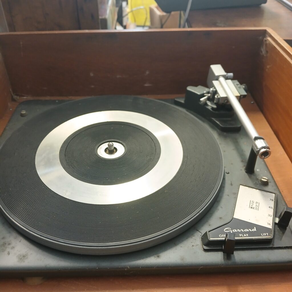 Record Player Untested