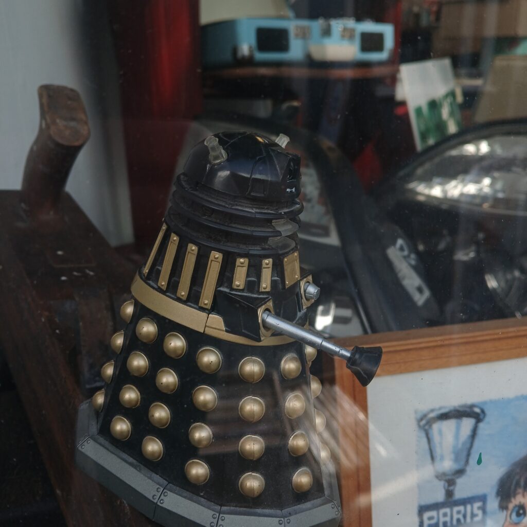 Retro Dr who Darlek model Great Condition