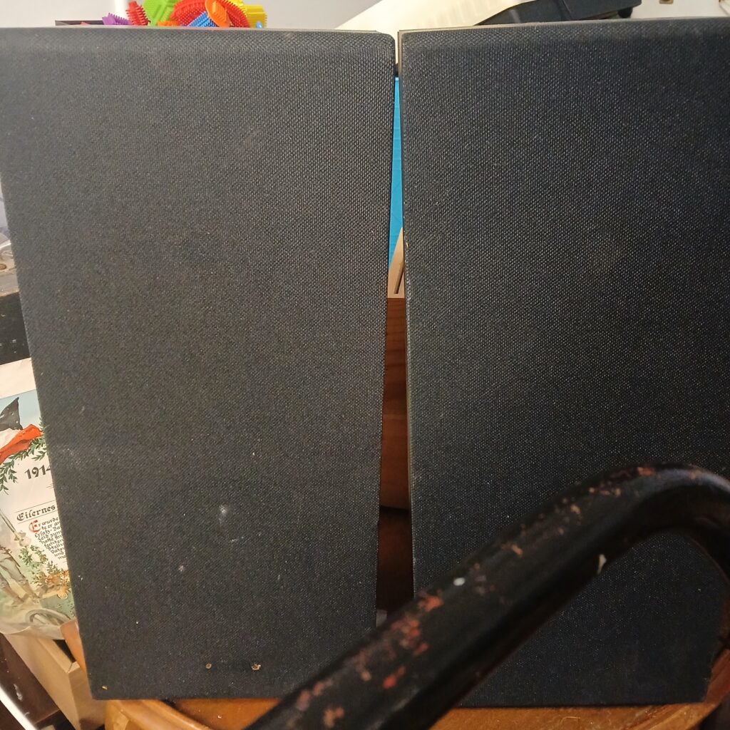 Retro Set Of 2 Speakers For Record Player Ect