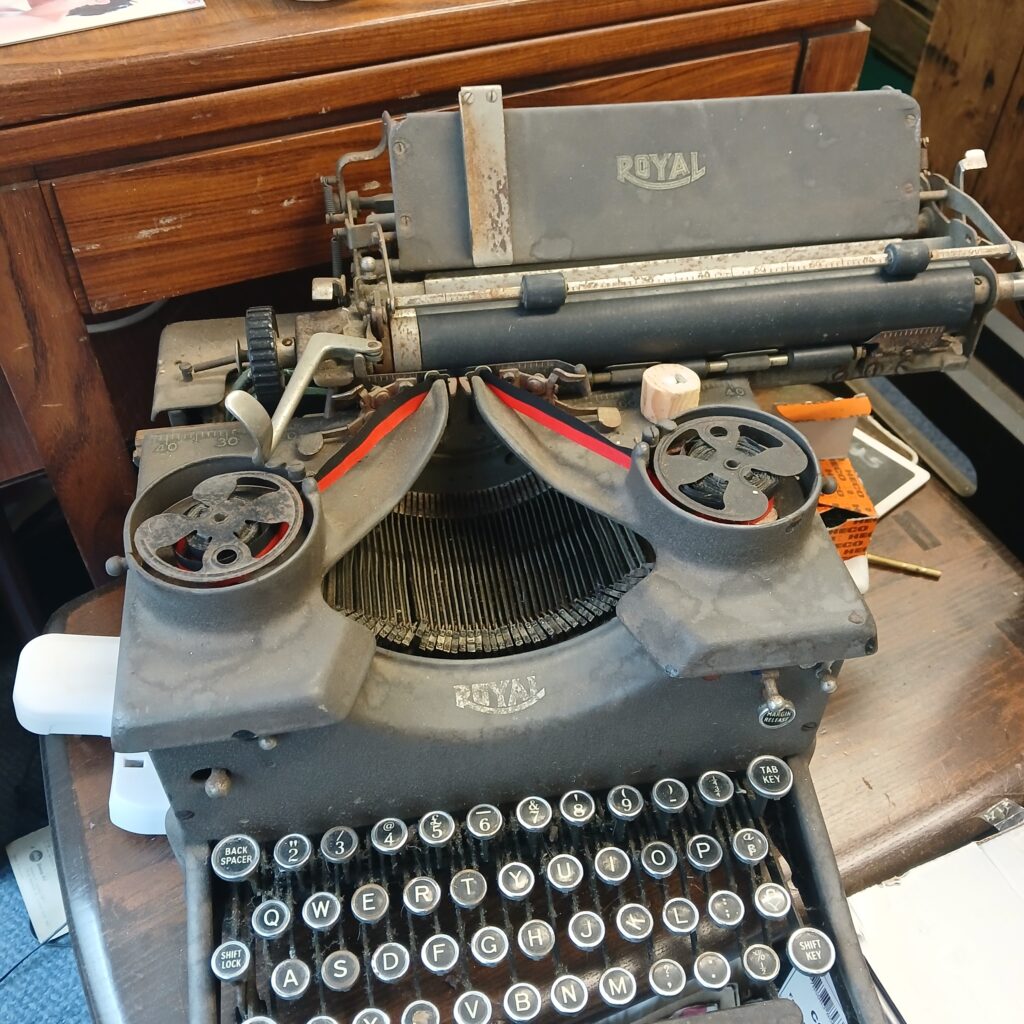 Retro Royal Type Writer Working Condition
